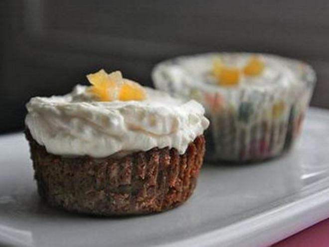 Рецепт миндальных мини-чизкейков с имбирным печеньем