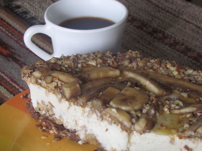 Рецепт сливочно-бананового чизкейк с орехами