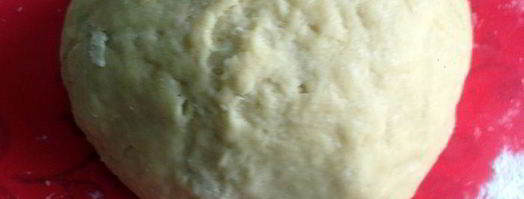 кастаньоли — жареные шарики из сладкого теста. Шаг 2