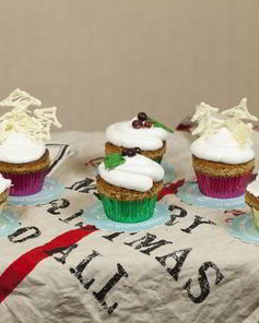 Идеи новогоднего украшения кексов