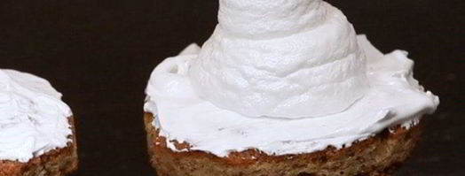 идеи новогоднего украшения кексов. Шаг 2