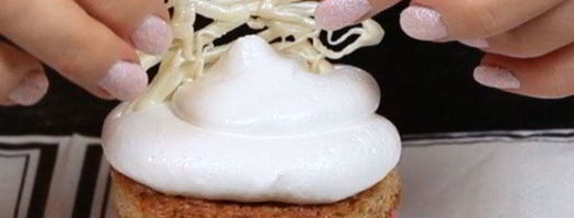 идеи новогоднего украшения кексов. Шаг 8