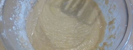 кекс на яблочном пюре с орехами. Шаг 3