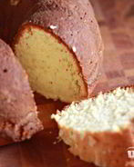 Кекс с ванилью и кардамоном