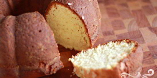 Кекс с ванилью и кардамоном