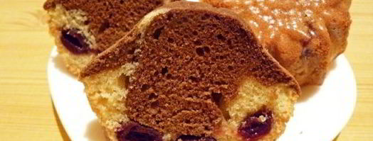 кексики двухцветные с вишней. Шаг 13