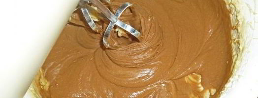 кексики двухцветные с вишней. Шаг 9