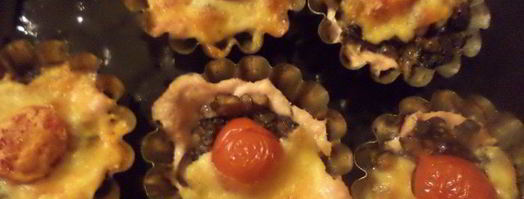 кексы из куриного филе с шампиньонами и сулугуни. Шаг 9