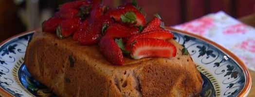 малиновый кекс с ягодным соусом. Шаг 11