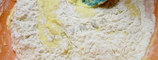 рождественский кекс с мандаринами в мультиварке. Шаг 8