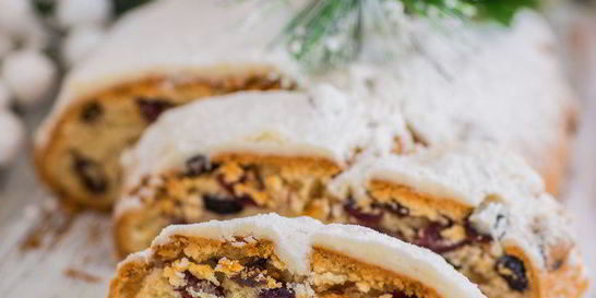 Рождественский творожный Штоллен