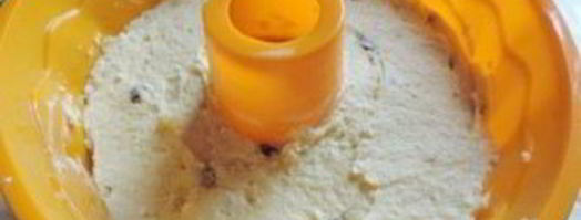 творожный кекс с изюмом в духовке. Шаг 4