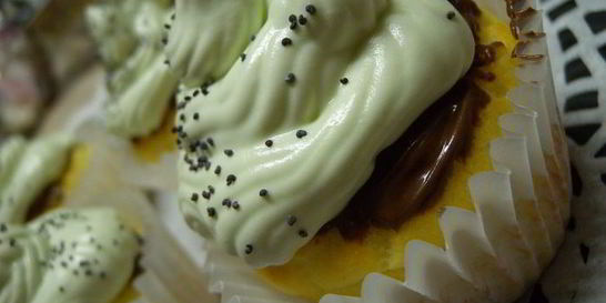 Творожные капкейки с нутеллой и сливочным кремом