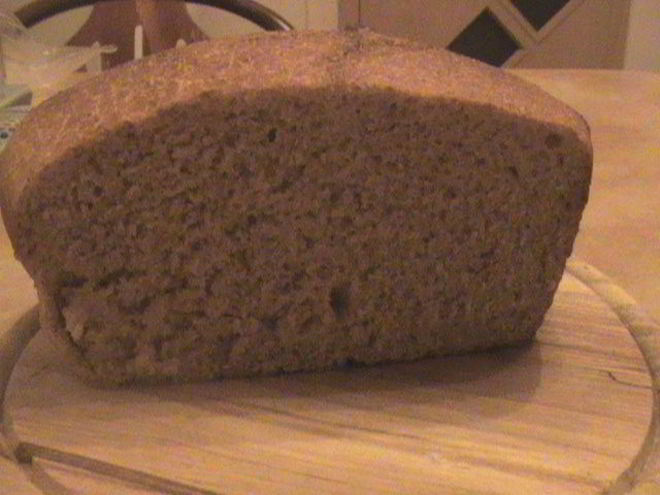 Рецепт бездрожжевого хлеба на закваске с цельнозерновой мукой