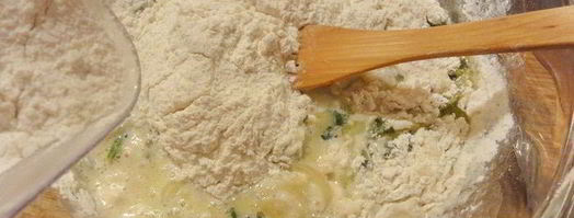 хлеб домашний со шпинатом, луком и сыром. Шаг 6