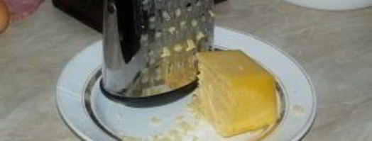 хлеб с колбасой и сыром в хлебопечке. Шаг 2