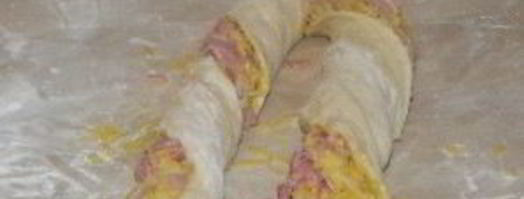 хлеб с колбасой и сыром в хлебопечке. Шаг 6