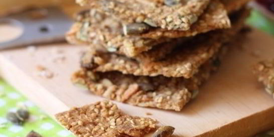 Хрустящие мультизерновые хлебцы с семечками