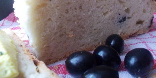 Кипрский оливковый хлеб