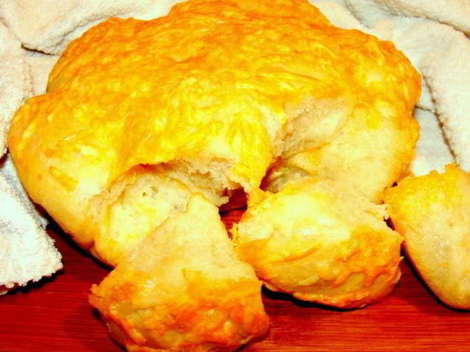 Рецепт обезьяньего хлеба с сыром и чесноком