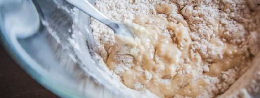 сладкий хлеб на сыворотке с молочным шоколадом. Шаг 2