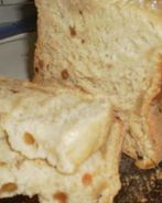 Сладкий хлеб с изюмом из хлебопечки