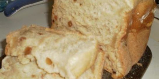 Сладкий хлеб с изюмом из хлебопечки