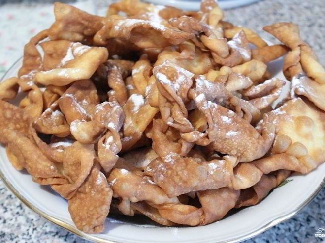 Рецепт хвороста без яиц