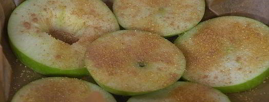 конвертики из фило с запеченными яблоками. Шаг 3