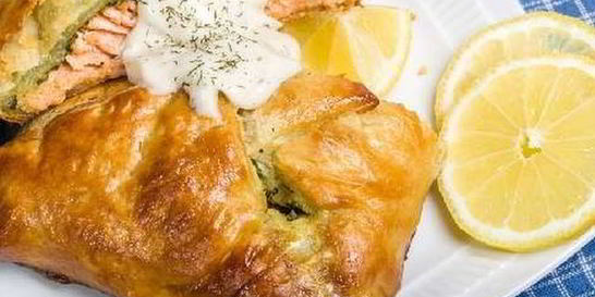 Конвертики с семгой и шпинатом