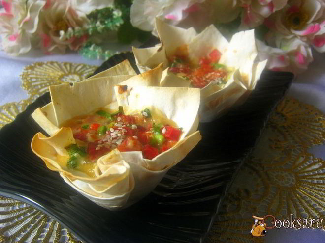 Рецепт корзиночек из лаваша с беконом, сыром и сладкой паприкой