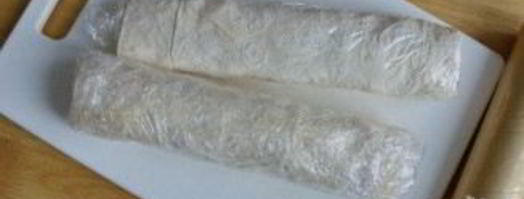 лаваш с красной рыбой и огурцом. Шаг 9