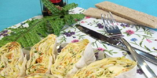 Лаваш с курицей и корейской морковкой