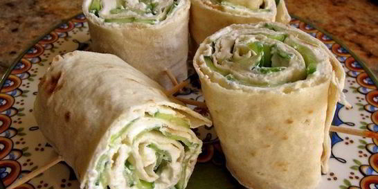 Лаваш с огурцом и сыром