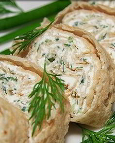 Лаваш с сыром и чесноком