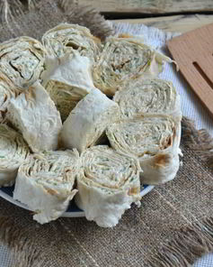 Лаваш с сыром и укропом