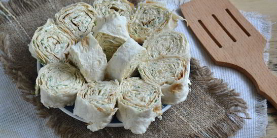 Лаваш с сыром и укропом