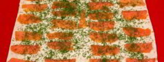 рулетики из лаваша с семгой и ветчиной. Шаг 5