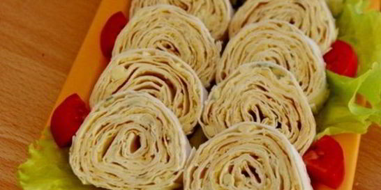 Сырный рулет в лаваше