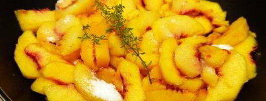 фокачча из гречневой муки с персиками. Шаг 5