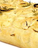 Фокачча с луком на дрожжевом тесте