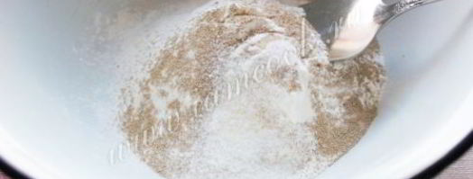 фокачча с сыром и творогом. Шаг 3