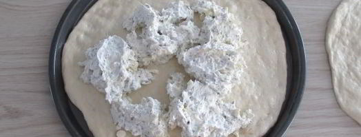 фокачча с сыром и творогом. Шаг 10