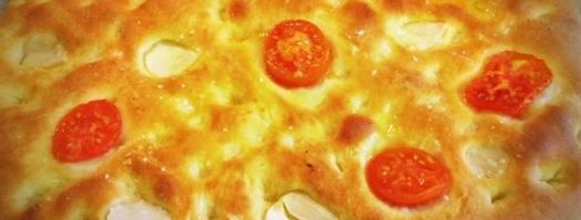 картофельная фокачча с томатами и чесноком. Шаг 5