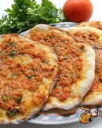 Ламачо — грузинские лепешки с мясным фаршем