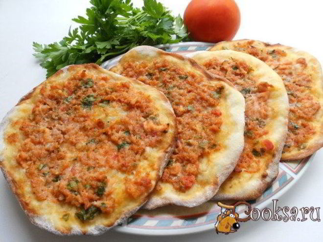 Рецепт ламачо — грузинских лепешек с мясным фаршем