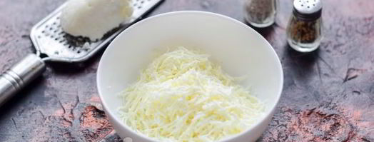 лепешки с адыгейским сыром на сковороде. Шаг 6