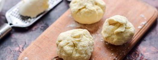 лепешки с адыгейским сыром на сковороде. Шаг 9