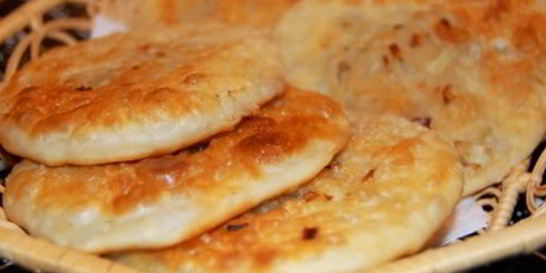 Луковая лепешка