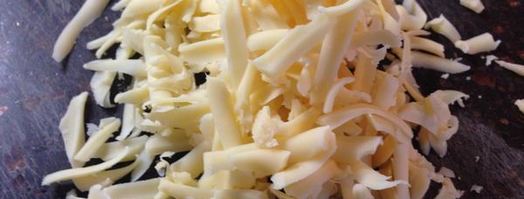 пита с колбасой, сыром и яйцом. Шаг 3